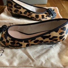 絶対お得‼️pura bianca レオパード柄とネイビーの2足‼️ ローヒール　パンプス23cm ‼️の画像