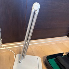 11月末まで‼️早い者勝ち‼️習字道具一式＆電気スタンド　2点セット　の画像