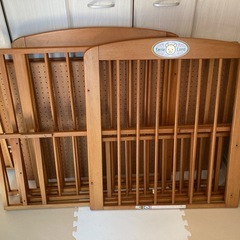 ベビーベッド（KATOJI）　お布団のセット　おまけ　防水シーツ２枚の画像