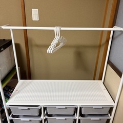 ロウヤ子供服ラックの画像