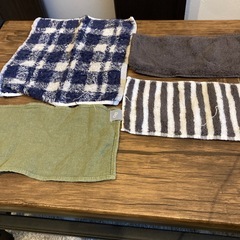 【USED】ハンカチ4枚セットの画像