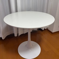 ラウンドテーブル ホワイト 
の画像