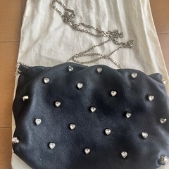 RED Valentino（レッドヴァレンティノ） ハートクリスタル付き ミニチェーンバッグ 定価10万円以上の画像
