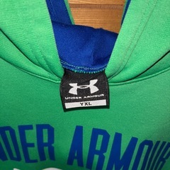 アンダーアーマー　パーカーの画像