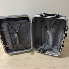 旅行カバン
の画像