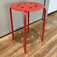 丸イス(赤) 　IKEA 製【町田市再生家具】1122の画像