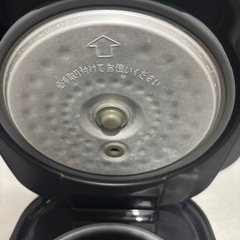 炊飯器3合炊き　　ブラックの画像