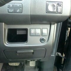 ❑全国自社ローン対応❑ ●平成25年10月登録日産セレナ ライダーパフォーマンススペック ブラックライン S-HVの画像