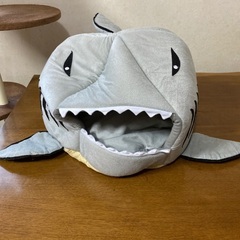 中古　猫　キャット　ハウス　ベッド　４点の画像