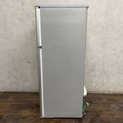 🔷🔶🔷ww4/69 AQUA アクア AQR-111F ノンフロン 冷凍冷蔵庫 直冷式 109L 2ドア シルバー 2016年製 冷蔵庫 家電 中古 ★直接引取歓迎◎🔷🔶🔷の画像