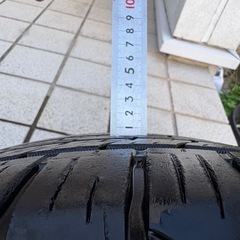 ハイエース　ホイール/タイヤ　4本　タイヤ2本新品未使用
の画像