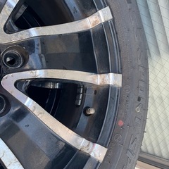 ハイエース　ホイール/タイヤ　4本　タイヤ2本新品未使用
の画像