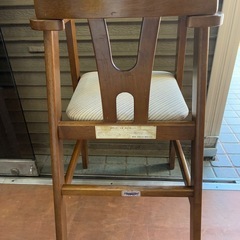 ★メルカリより安く★TOYO FURNITURE 東洋ファニチャー ベビーハイチェア ・約高さ背面78cm×横幅39cm※商品の詳しい状態やサイズ感等は現物にてご確認ください。の画像