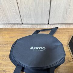 【未使用】ソト(SOTO) ステンレスダッチオーブン10インチセット(収納ケース・リッドリフター付き) の画像