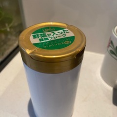 金魚と水槽の画像