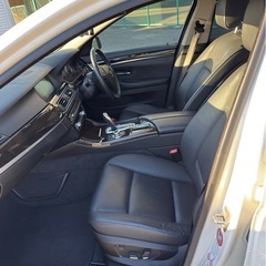 60万円　BMW 528i 車検あり　乗って帰れます　綺麗な車の画像