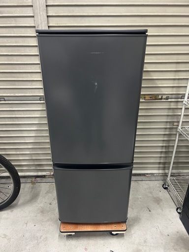 美品‼️2023年式‼️三菱冷蔵庫‼️146L