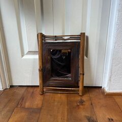 木と竹の小さなミラーの画像