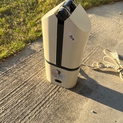 電気スタンド、時計付きの画像