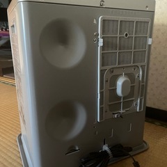 石油ファンヒーターの画像