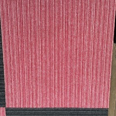 ⭐️極上　タイルカーペット⭐️の画像