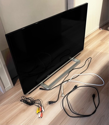 東芝　REGZA  液晶テレビ