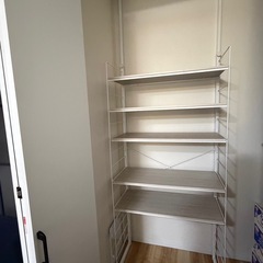 ニトリ 突っ張り壁面収納 Nポルダディープ(ホワイトウォッシュ)　の画像