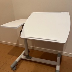 サイドテーブルの画像