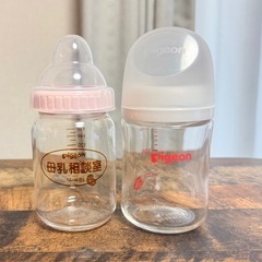 combi 除菌じょーず+ガラス製哺乳瓶2本の画像