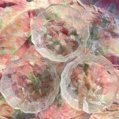 ガラス皿、ガラスコップの画像