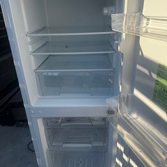 冷凍冷蔵庫2020年製の画像