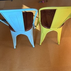 北欧風な椅子2脚セットの画像