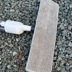 新品未使用 玄関掃除に最適！ワンプッシュで水がしみ出るモップの画像