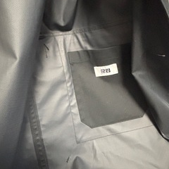 【一回のみ使用】ユニクロUブラックステンカラーコートmサイズ
の画像