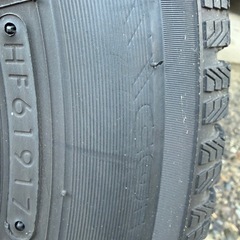 スタッドレスタイヤの画像