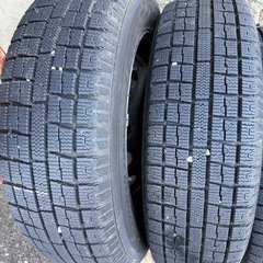 スタッドレスタイヤの画像