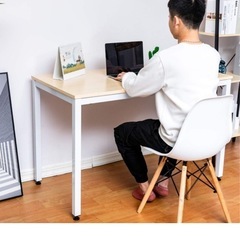 引取日指定　仕事デスクの画像