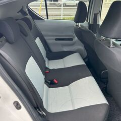 H24年式　アクア　S　社外ナビ　バックモニター！　車検：令和9年6月！の画像