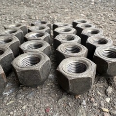 タイヤ ホイールナットの画像