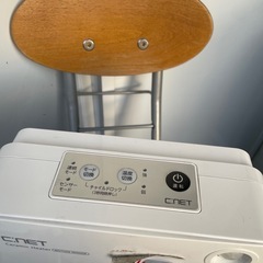 セラミックファンヒーターの画像