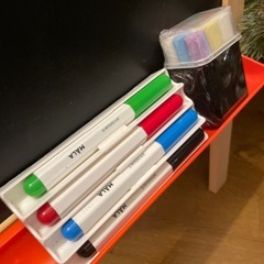 IKEA MALAモーラ　イーゼル　ソフトウッドの画像