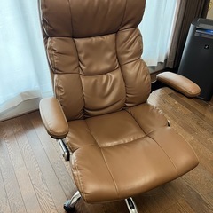 【目立つ傷や汚れなし/座り心地良】デスクチェアの画像