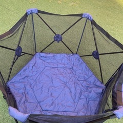 折りたたみ  ペットなどのサークル‼️メッシュ中古の画像