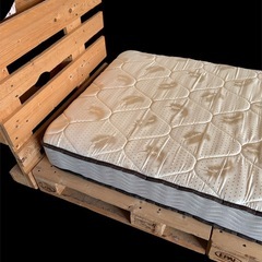 美品ベッドマットレス　➕ご希望ならパレットもの画像