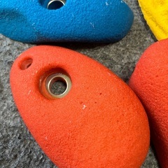 クライミング/ボルダリングホールド30個　ボルトセット　の画像