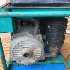 デンヨー発電機の画像