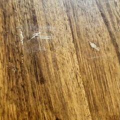 ダイニングテーブルと椅子の画像