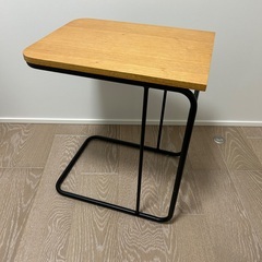 サイドテーブル　ニトリの画像