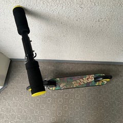 折りたたみ式　キックボード　の画像