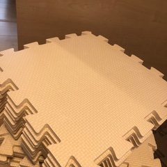 ジョイントマット 30cm 合計74枚の画像